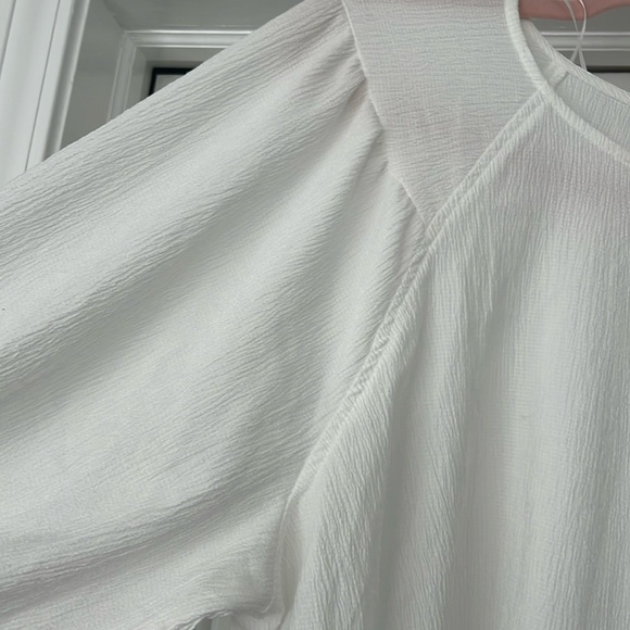 Vincent Camuto, New ivory puff sleeve knit - Picture 2 of 4